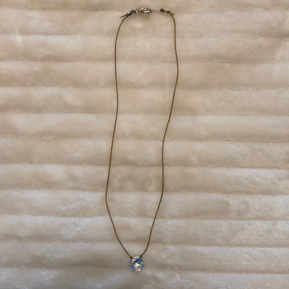 Pendant necklace with gold chain